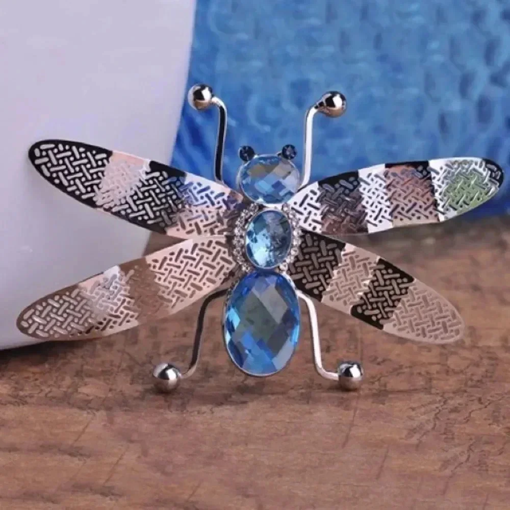 Vazira Queen gold tin